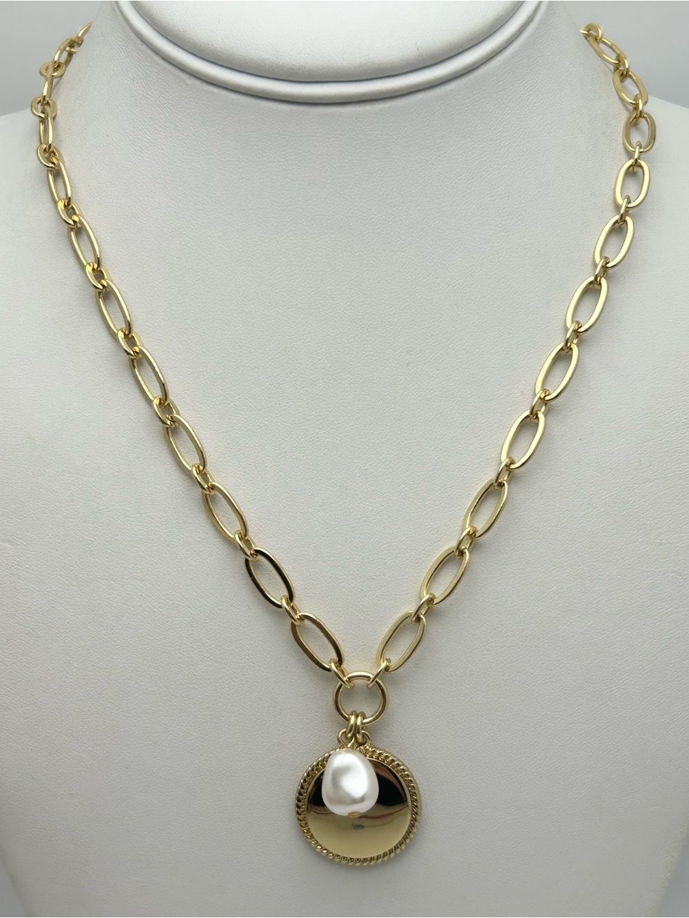 J. Crew Pearl and Gold Disc Pendant on Gold Link Necklace - Picture 2 of 3